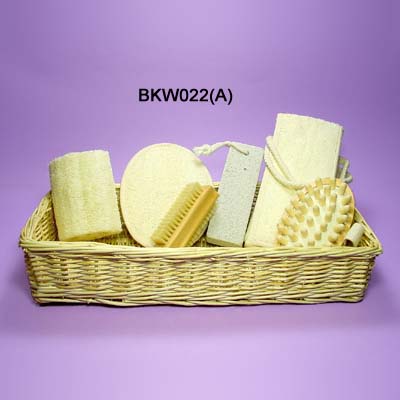 Natural Bath Set in Willow Basket