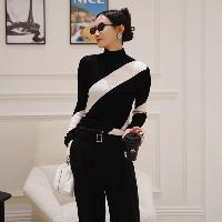 Ladies Sweater - Pullover