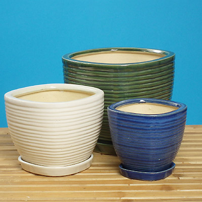CERAMIC ITEMS - POT WITH SAUCER