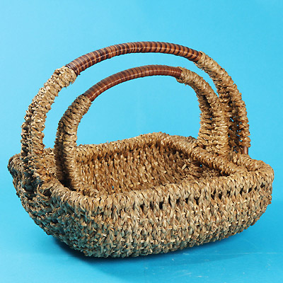 BASKET W/HANDLE