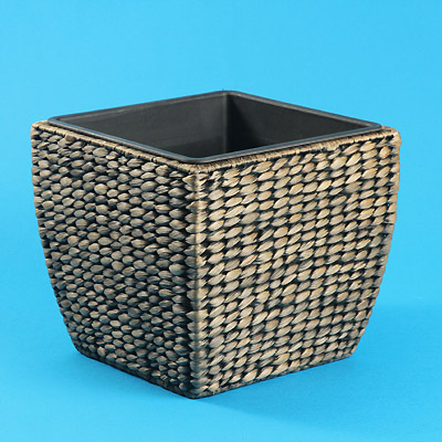 PLANTER