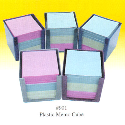 Plastic Memo Cube