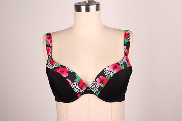 Molded Cups with Printed Trim