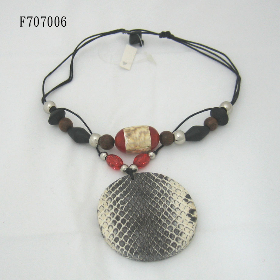 Sell Fashion necklace with leather pendant
