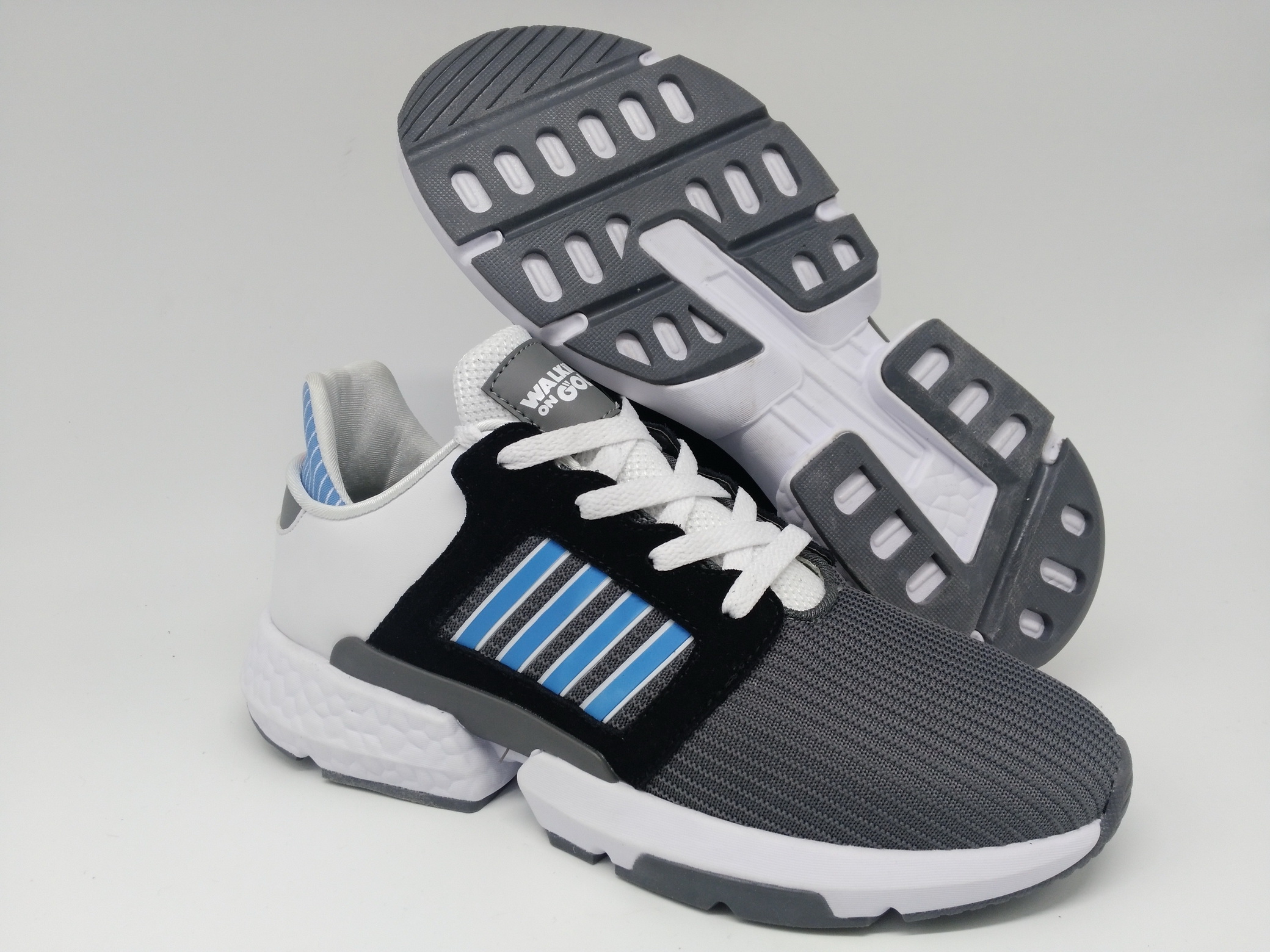 MEN SPORTS SHOES