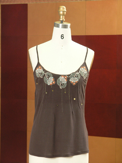 Ladies knitted embroidery top