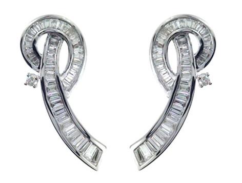 Sell 18K Diamond Earring
