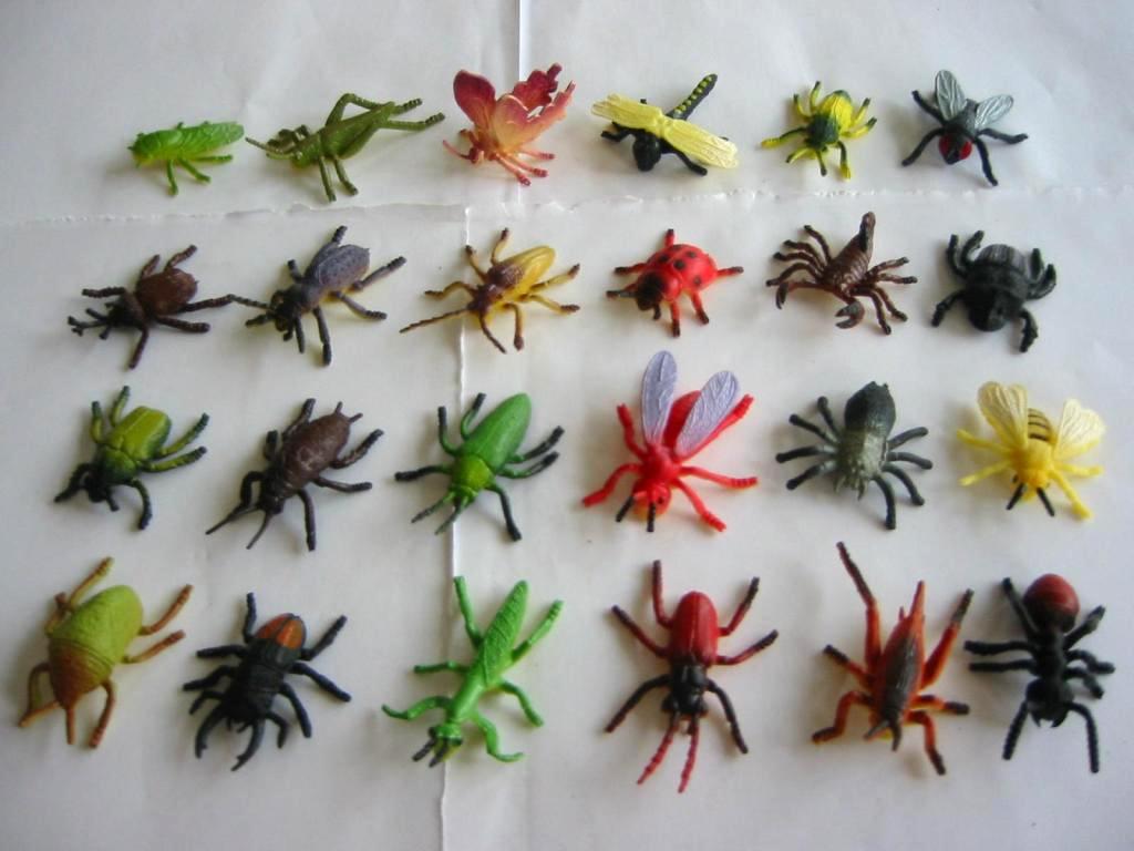 Plastic Insects Toys