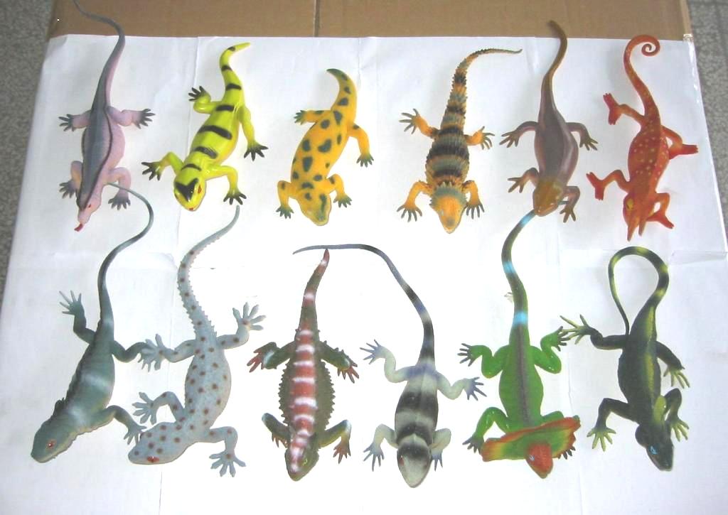 Plastic Lizards Toys