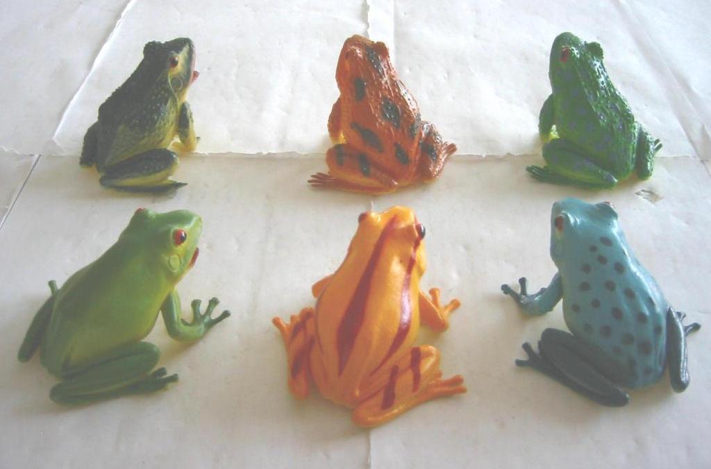 Plastic Frog Assorted Styles