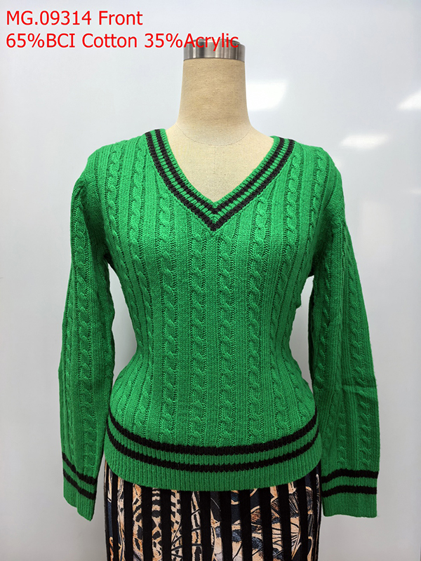 Ladies V-Neck Pullover