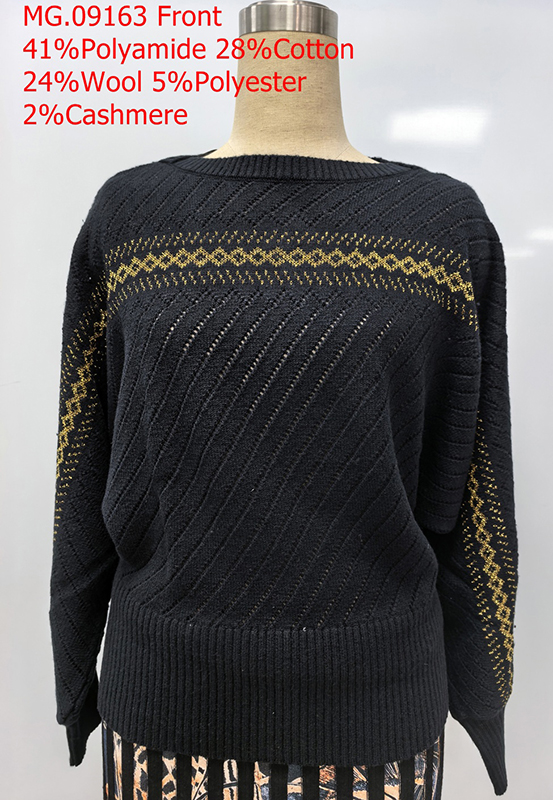 Ladies Straight-neck Pullover