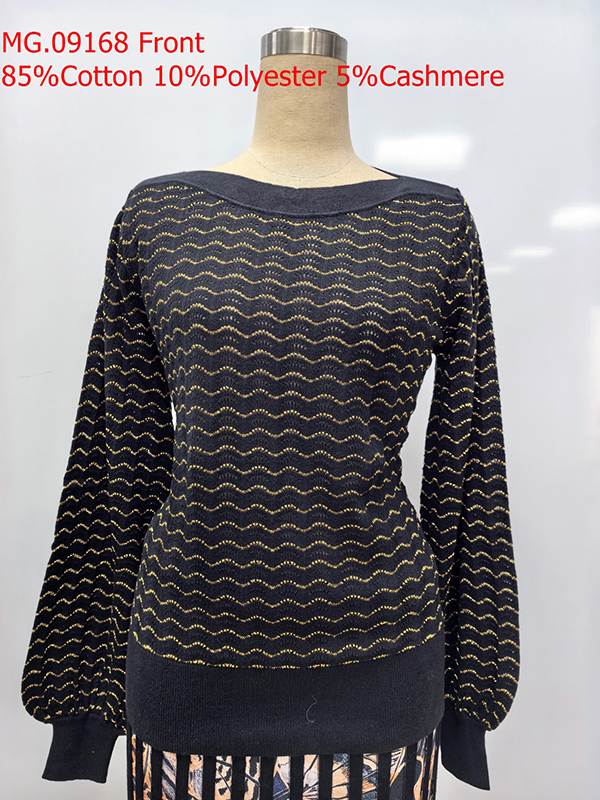 Ladies Straight-neck Pullover