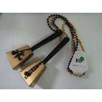 HANDSTRUNG/MOT W/MEDALLION