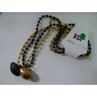 HANDSTRUNG/MOT W/MEDALLION