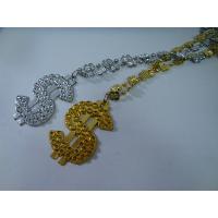 HANDSTRUNG/MOT W/MEDALLION