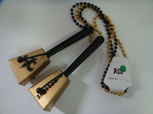 HANDSTRUNG/MOT W/MEDALLION