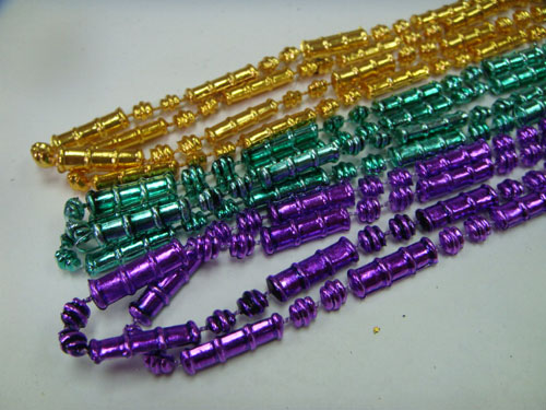 MARDI GRAS BEADS MOT