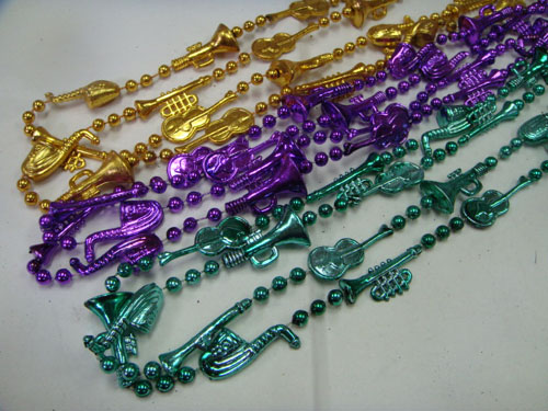 MARDI GRAS BEADS MOT