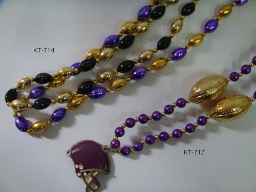 HANDSTRUNG/MOT W/MEDALLION