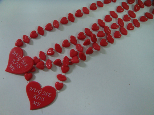 MARDI GRAS BEADS MOT