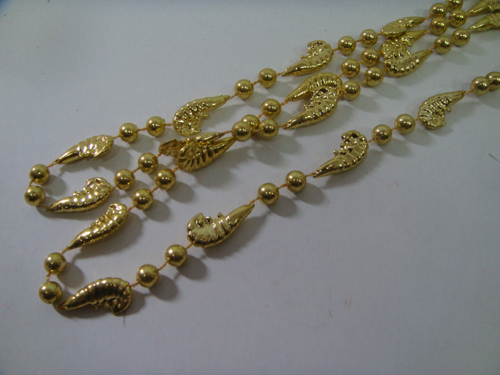 MARDI GRAS BEADS MOT