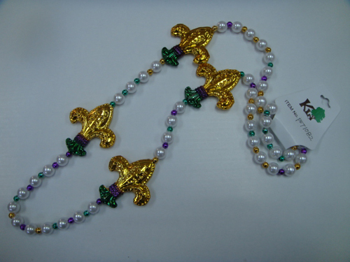 HANDSTRUNG/MOT W/MEDALLION