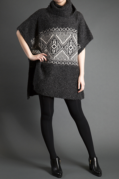 Ladies' Knitted Cape