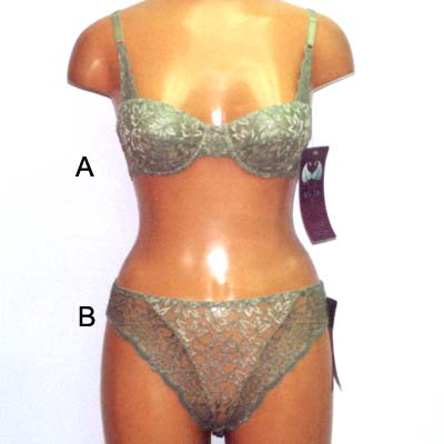 Wire bra in lace,Brief in lace