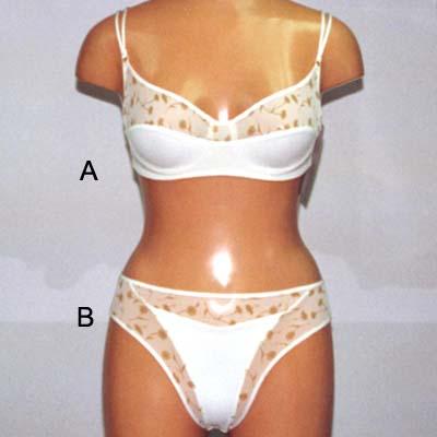 Hidden wire bra in printed tulle and micro touch fabric,Brief in printed tulle and micro touch fabric