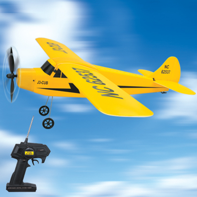 RADIO CONTROL J3-CUB AIRPLANE