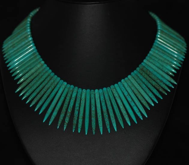 Sell 20-50mm DYE HOWLITE TURQUOISE Bead 17.5 inches #fdn0106