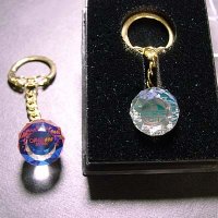 CRYSTAL KEY CHAIN WITH COLOR BACKGROUND