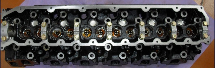1hz Cylinder Head