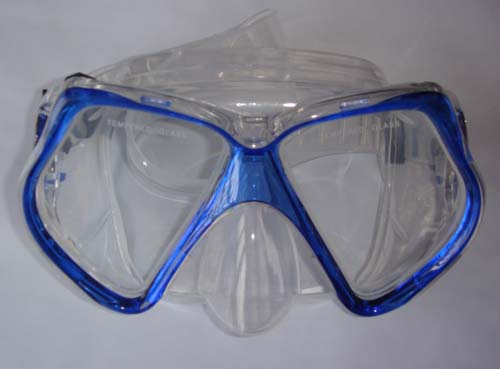 Sell National Geographic Snorkeler Swordfish 6S Dive Mask