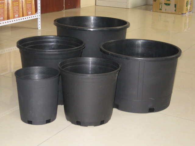 Plastic Pots