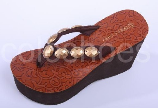 The Latest Fashion Slippers