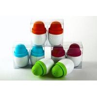 salt and pepper with silicon set