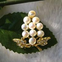 Freshwater Pearl Brooch