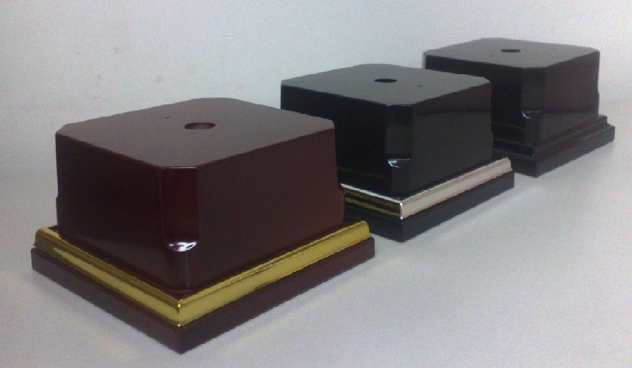 Trophy Plastic Base