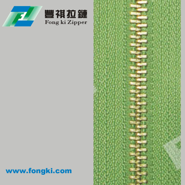 Sell Zipper, Nylon Zipper, Metal Zipper, Plastic Zipper, Long Chain Zipper