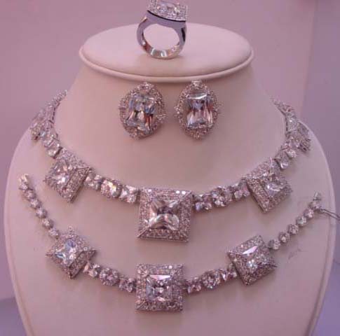 Sell Jewelry Set