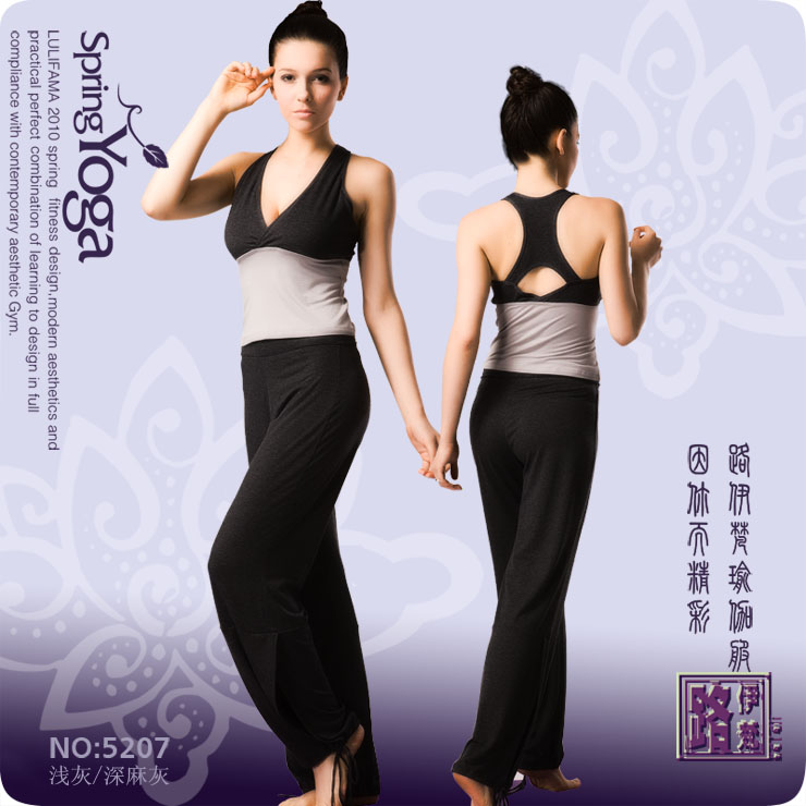 Luli Fama 2010 New Yoga Wear 5207