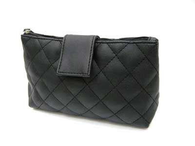 Quilted standard cosmetic bag