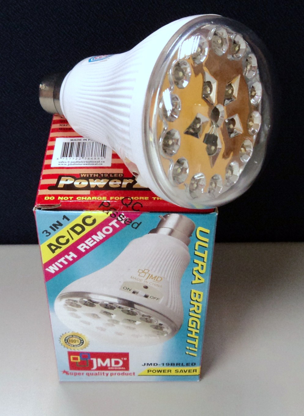 Jmd - 19br Lamp With Dedicated Remote