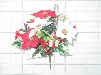 POINSETTIA/BERRY BUSH X 13