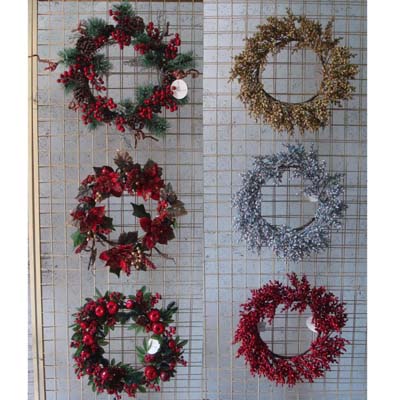Decorted Tree, Wreath and Garland