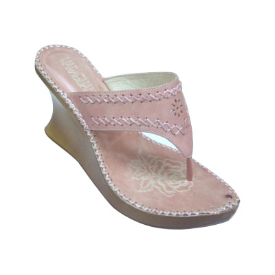 Women Low Heel Sandal