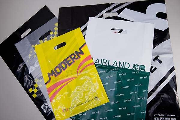 Die Cut Handle Bags