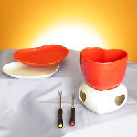 Love' for the couple - fondue set